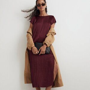 Madewell Short-Sleeve Slip Midi Dress in Plissé -Mulberry Wine -XS